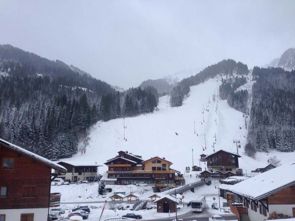 Hotel Les Combelles Chatel Luaran gambar