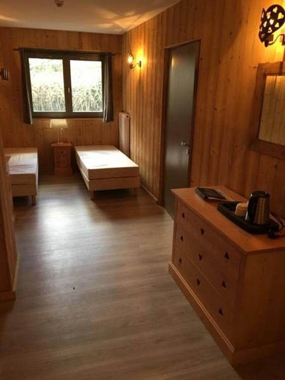 Hotel Les Combelles Chatel Luaran gambar