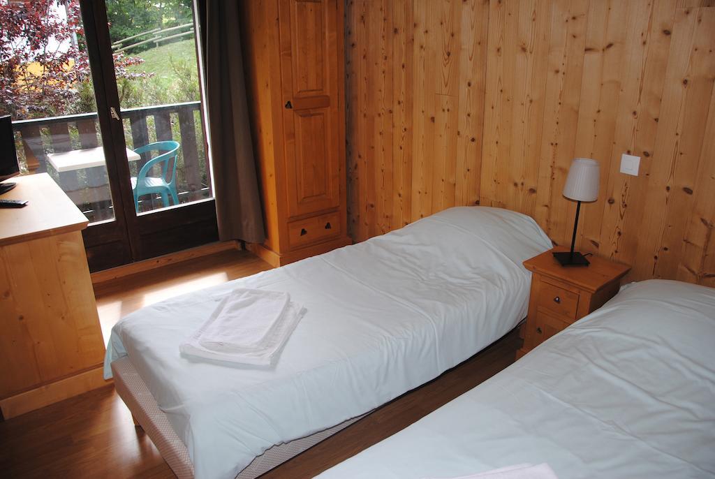 Hotel Les Combelles Chatel Bilik gambar